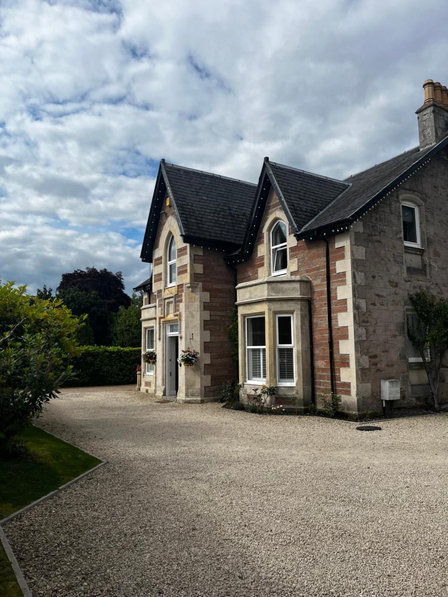 Beinn Mhor Lodge, 63 Culduthel Road 因弗内斯 外观 照片