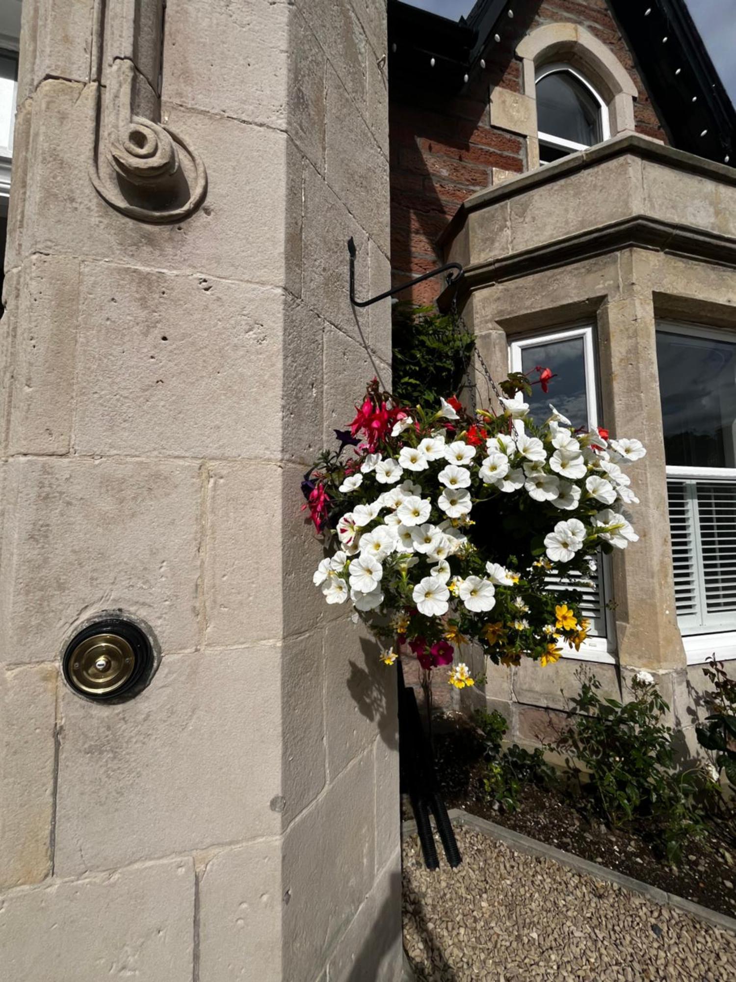 Beinn Mhor Lodge, 63 Culduthel Road 因弗内斯 外观 照片