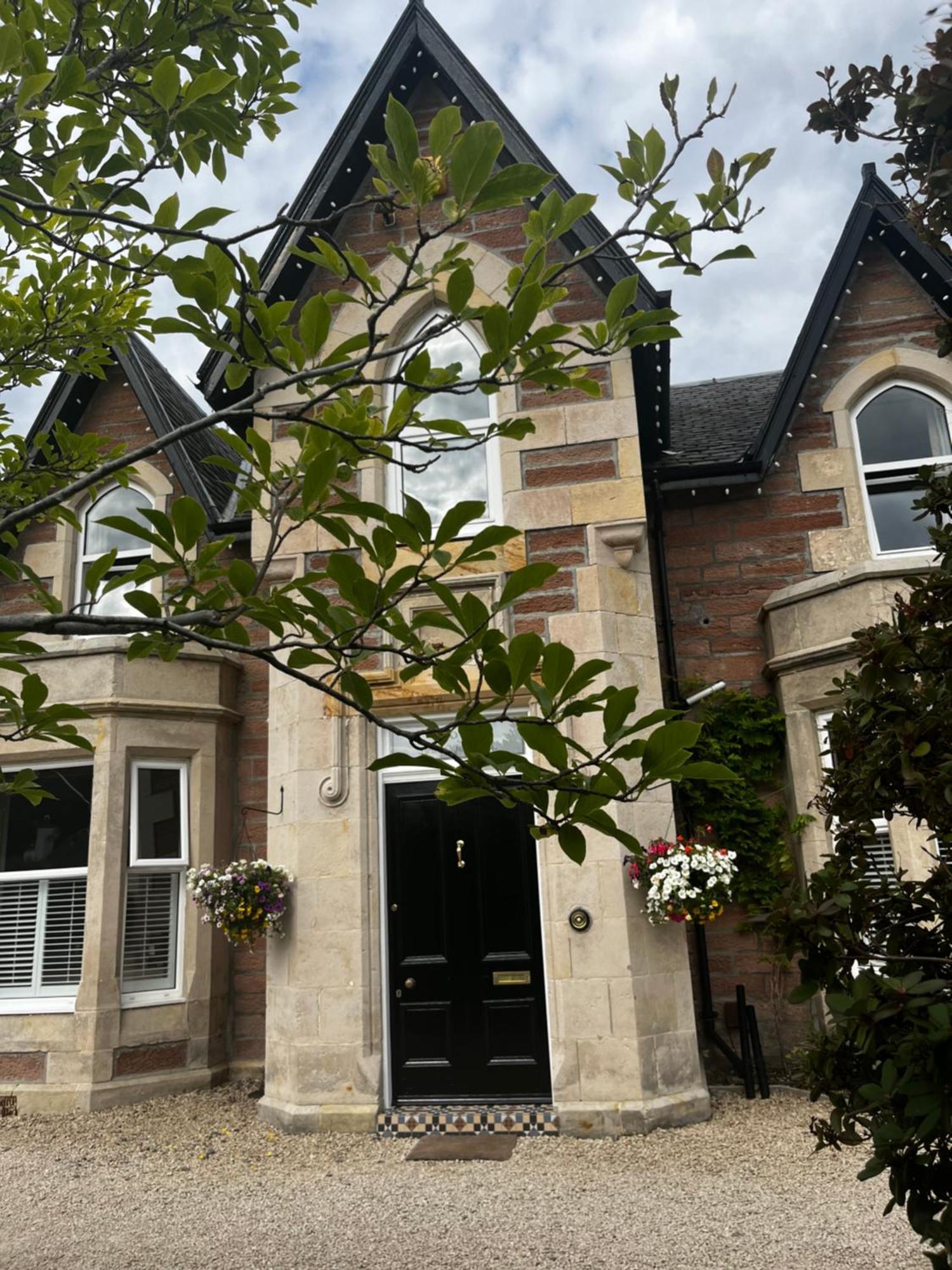 Beinn Mhor Lodge, 63 Culduthel Road 因弗内斯 外观 照片